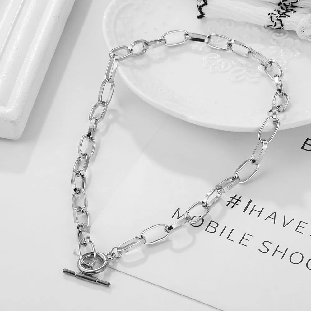Thick Chain Toggle Clasp Necklace - Luxurious Zinc Alloy
