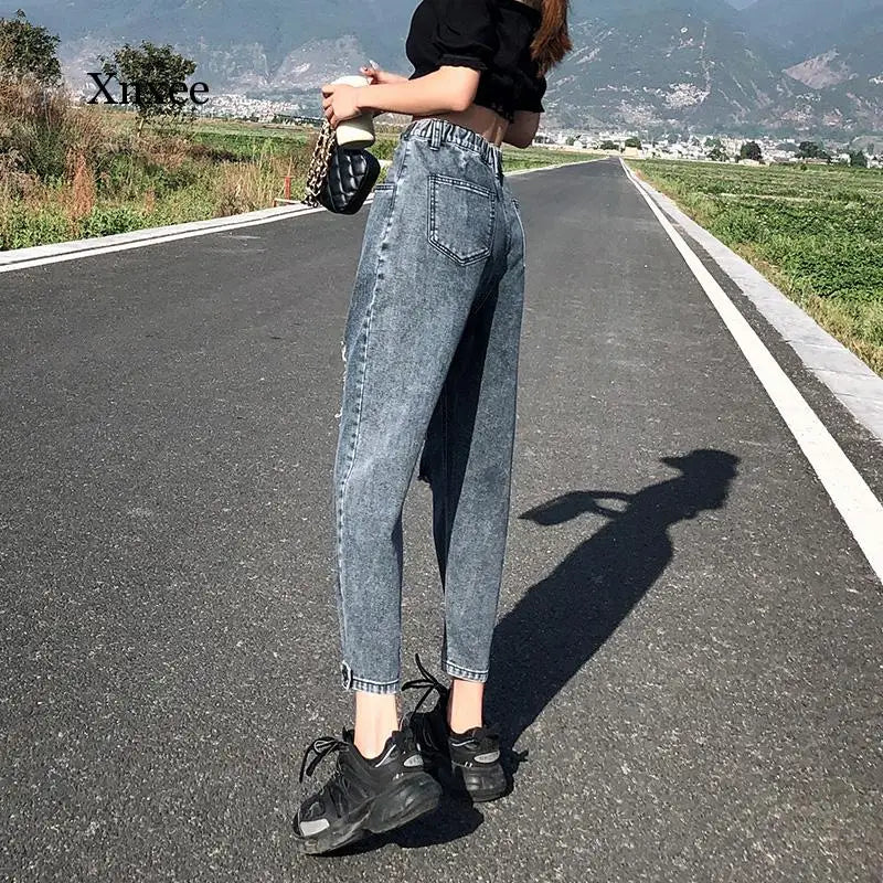 High Waist Boyfriend Jeans - Relaxed Cotton Comfort