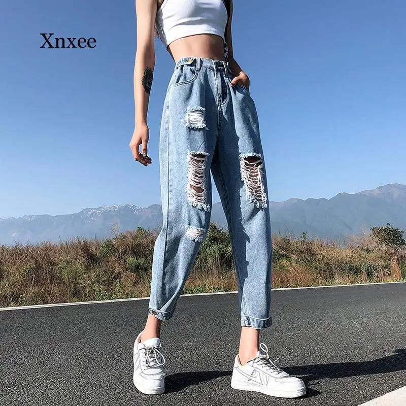 High Waist Boyfriend Jeans - Relaxed Cotton Comfort