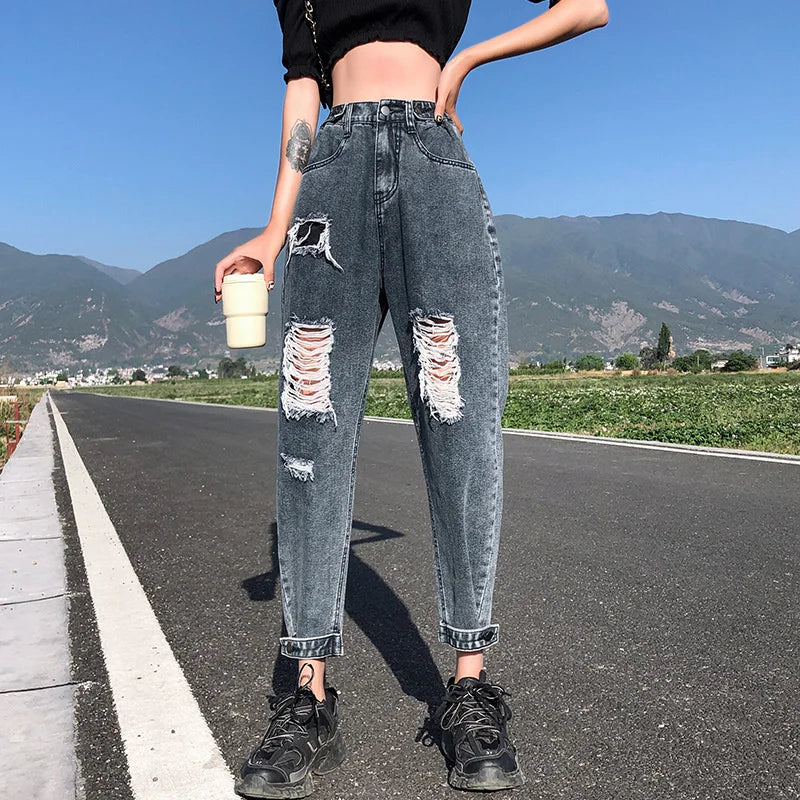 High Waist Boyfriend Jeans - Relaxed Cotton Comfort