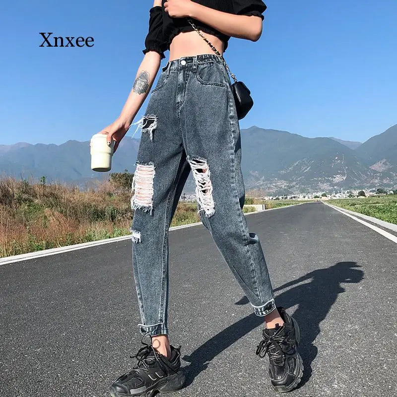 High Waist Boyfriend Jeans - Relaxed Cotton Comfort