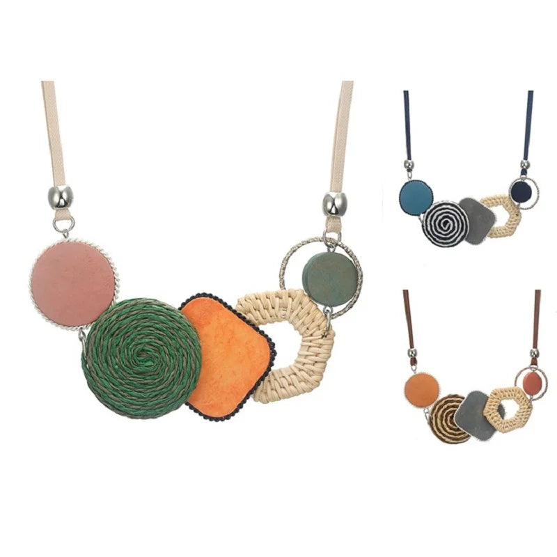 Handmade Plant Fibres Necklace - Nature-Inspired Copper