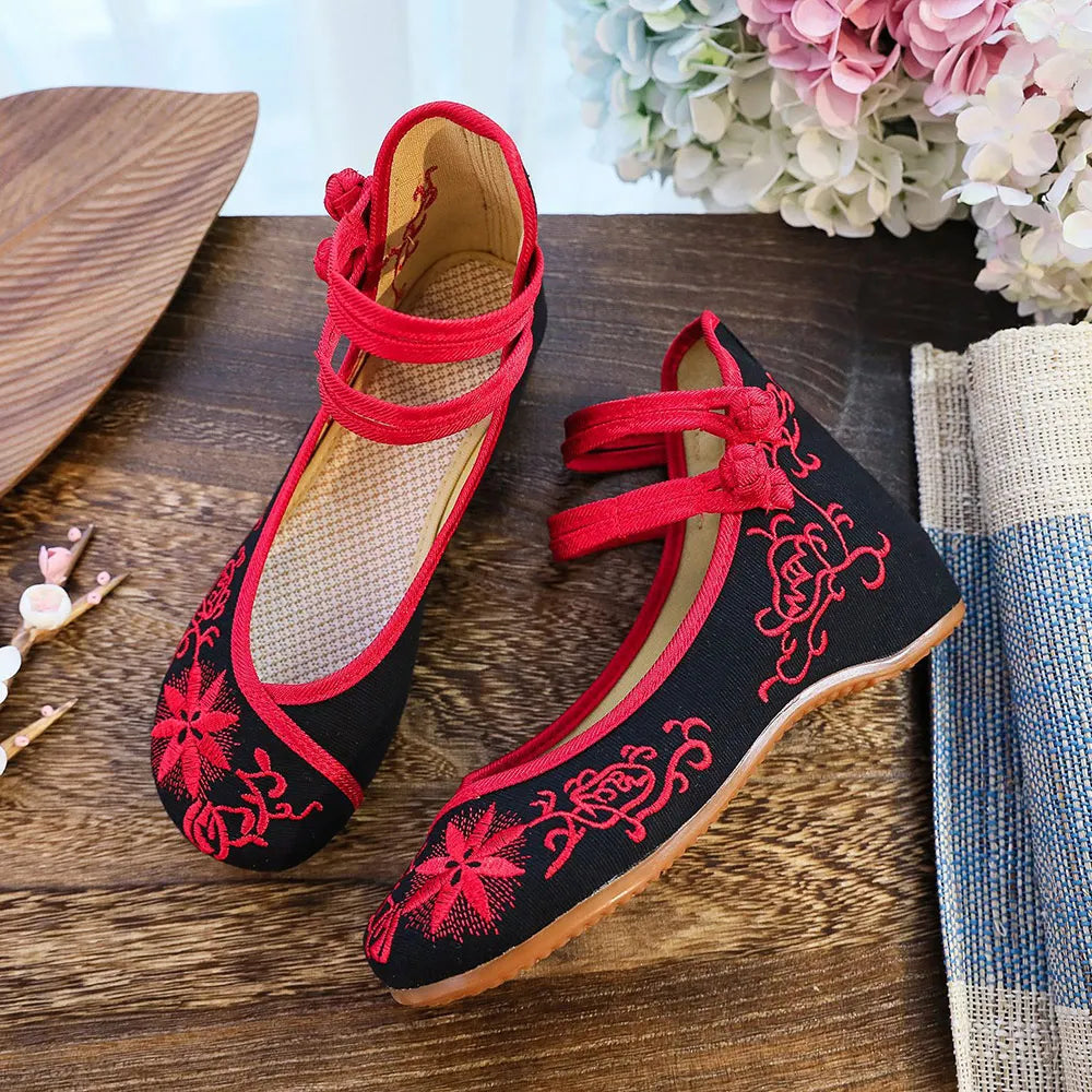 Spring Floral Embroidered Flat Shoes - Cotton Buckle Strap