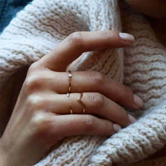 Sterling Silver Zircon V Ring