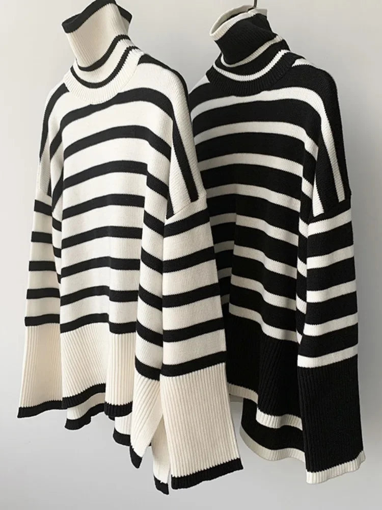 Striped Print Sweater - Cozy Loose Fit Cotton Knit