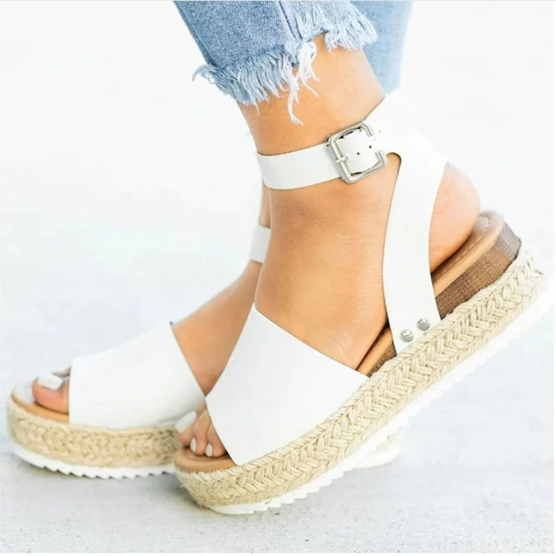 Retro Lightweight Sandals - PU Med Heel Hook & Loop