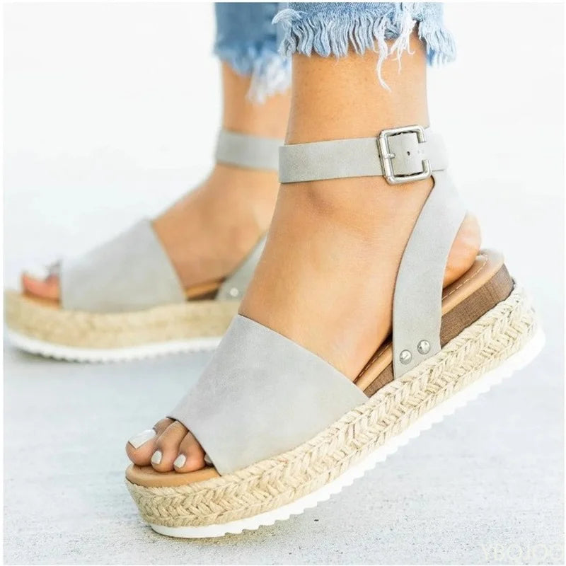 Retro Lightweight Sandals - PU Med Heel Hook & Loop